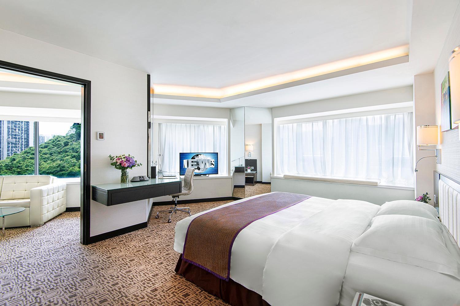 Regal Riverside Hotel Hong Kong Exterior photo