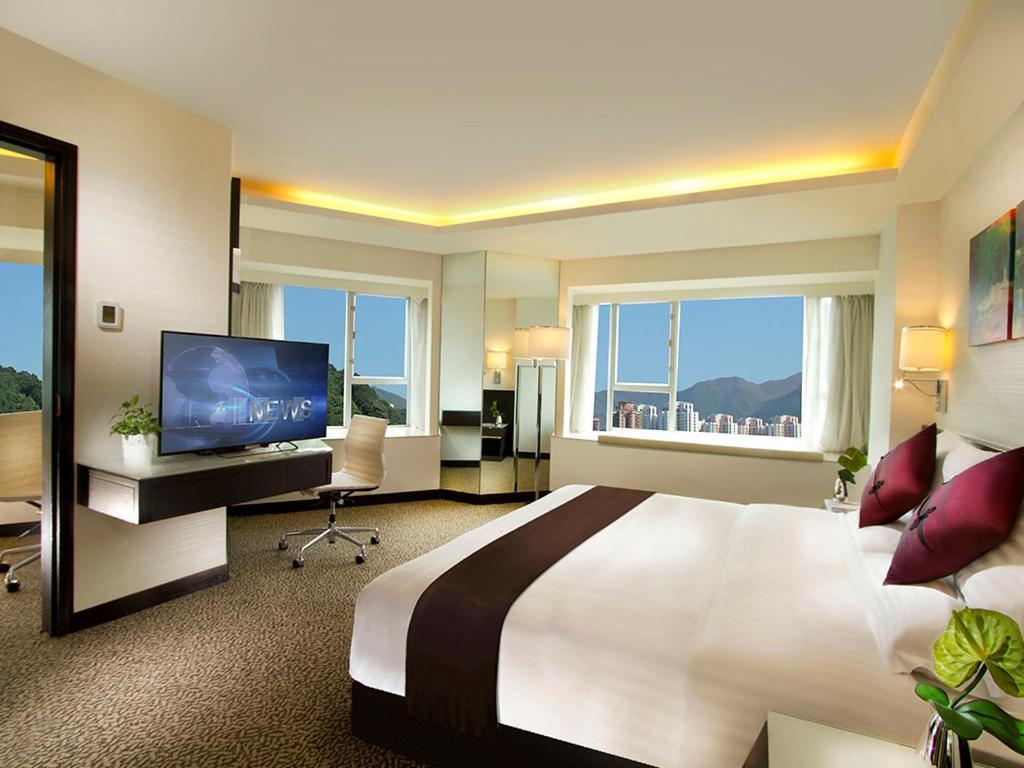 Regal Riverside Hotel Hong Kong Exterior photo