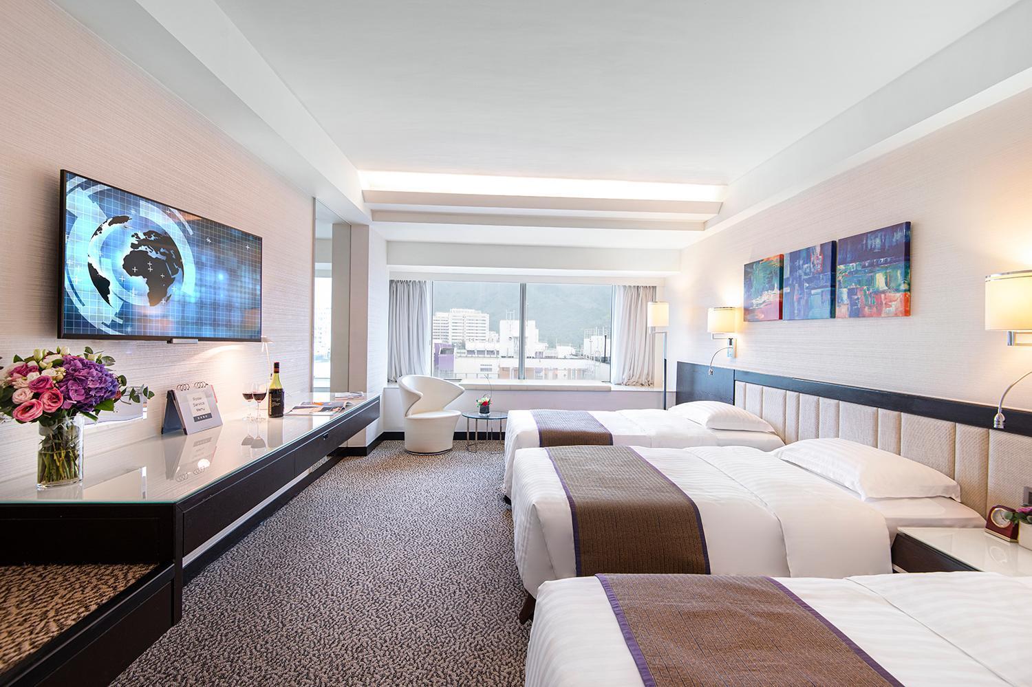 Regal Riverside Hotel Hong Kong Exterior photo